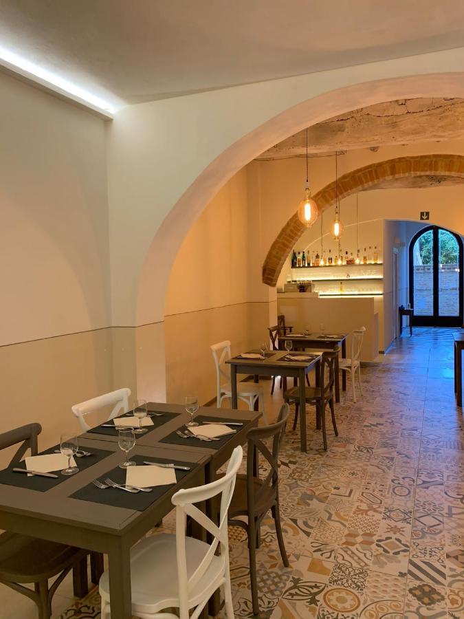 Albergo Roma Буонконвенто Экстерьер фото