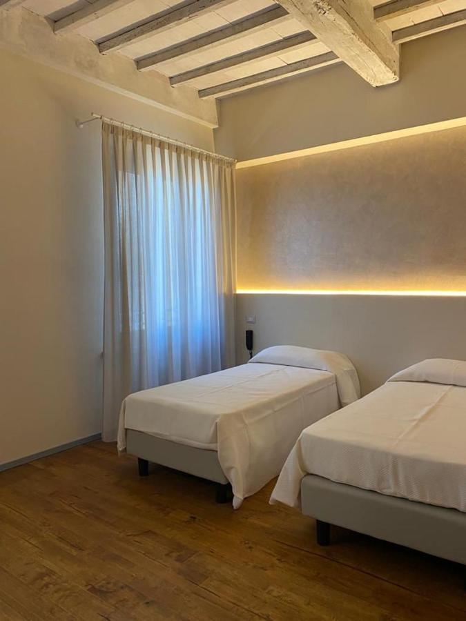 Albergo Roma Буонконвенто Экстерьер фото