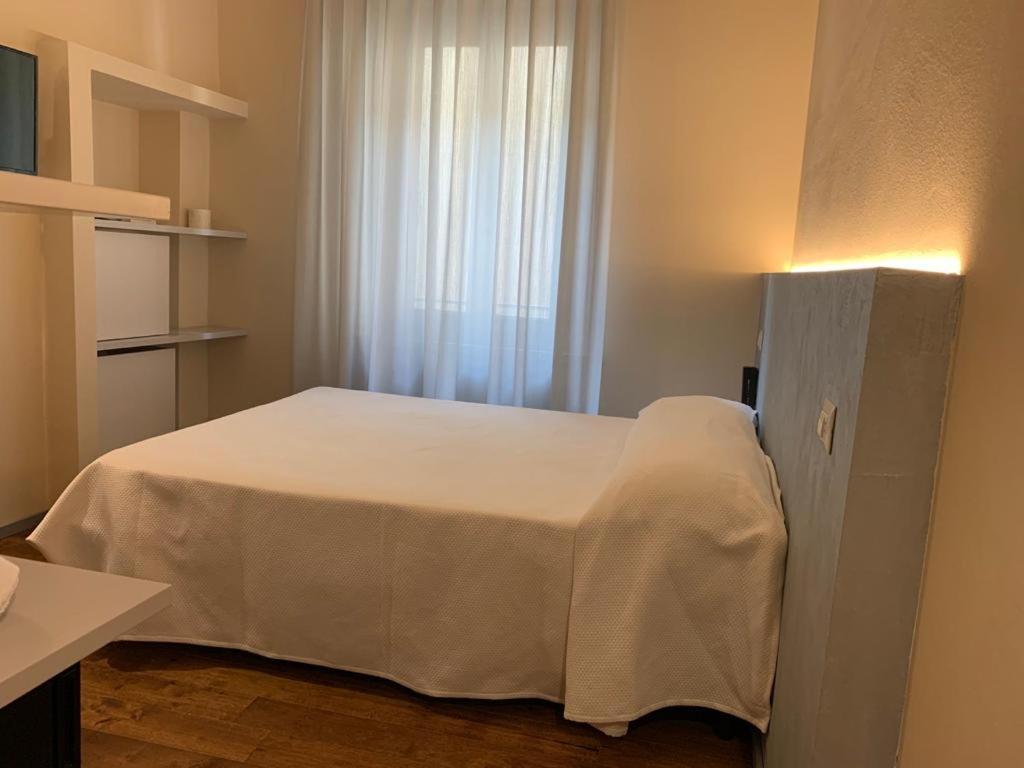Albergo Roma Буонконвенто Экстерьер фото